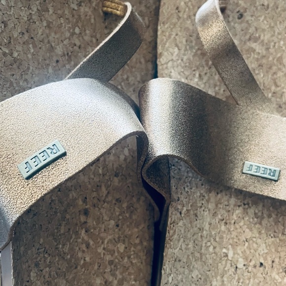 BNWOT Reefs Sandals - Picture 9 of 9